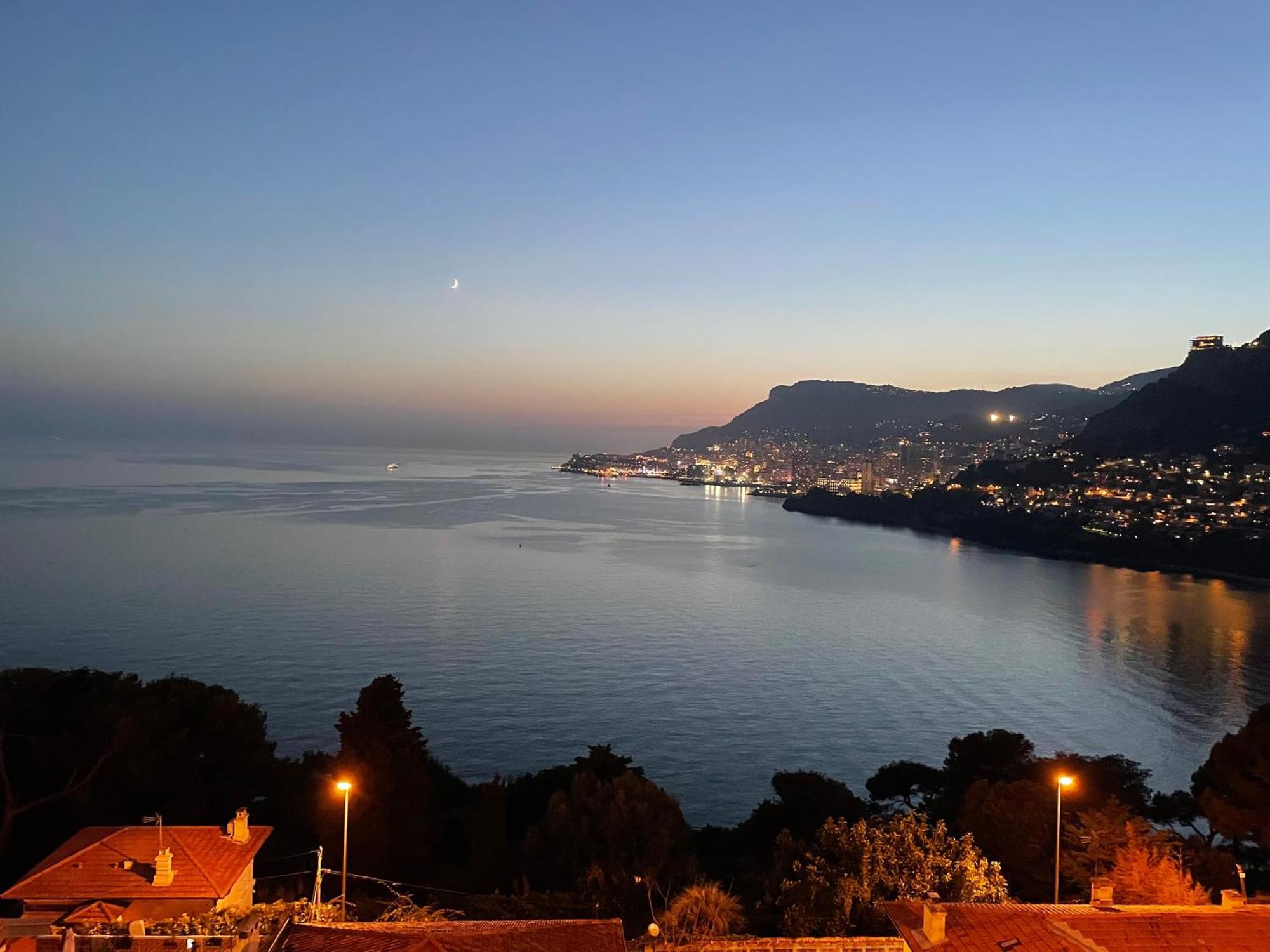 Aux Portes De Monaco Superbe T3 Vue Mer Roquebrune-Cap-Martin Eksteriør bilde
